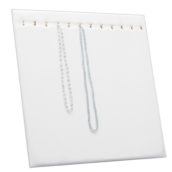 Collierpräsenter für mehrere Halsketten in weiß